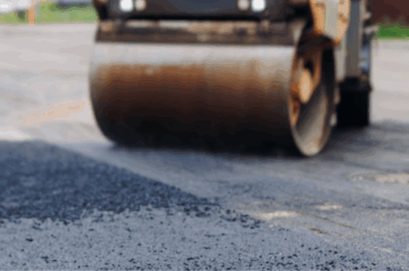 Åsgatan stängd för beläggningsarbete