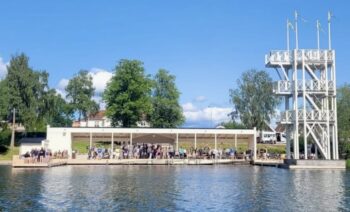 Kallbadhuset, Hönsan