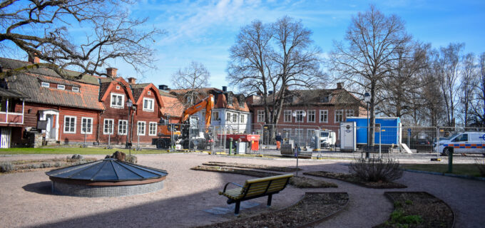 Arbetsområdet vid Stora torget sett från Apoteksparken.
